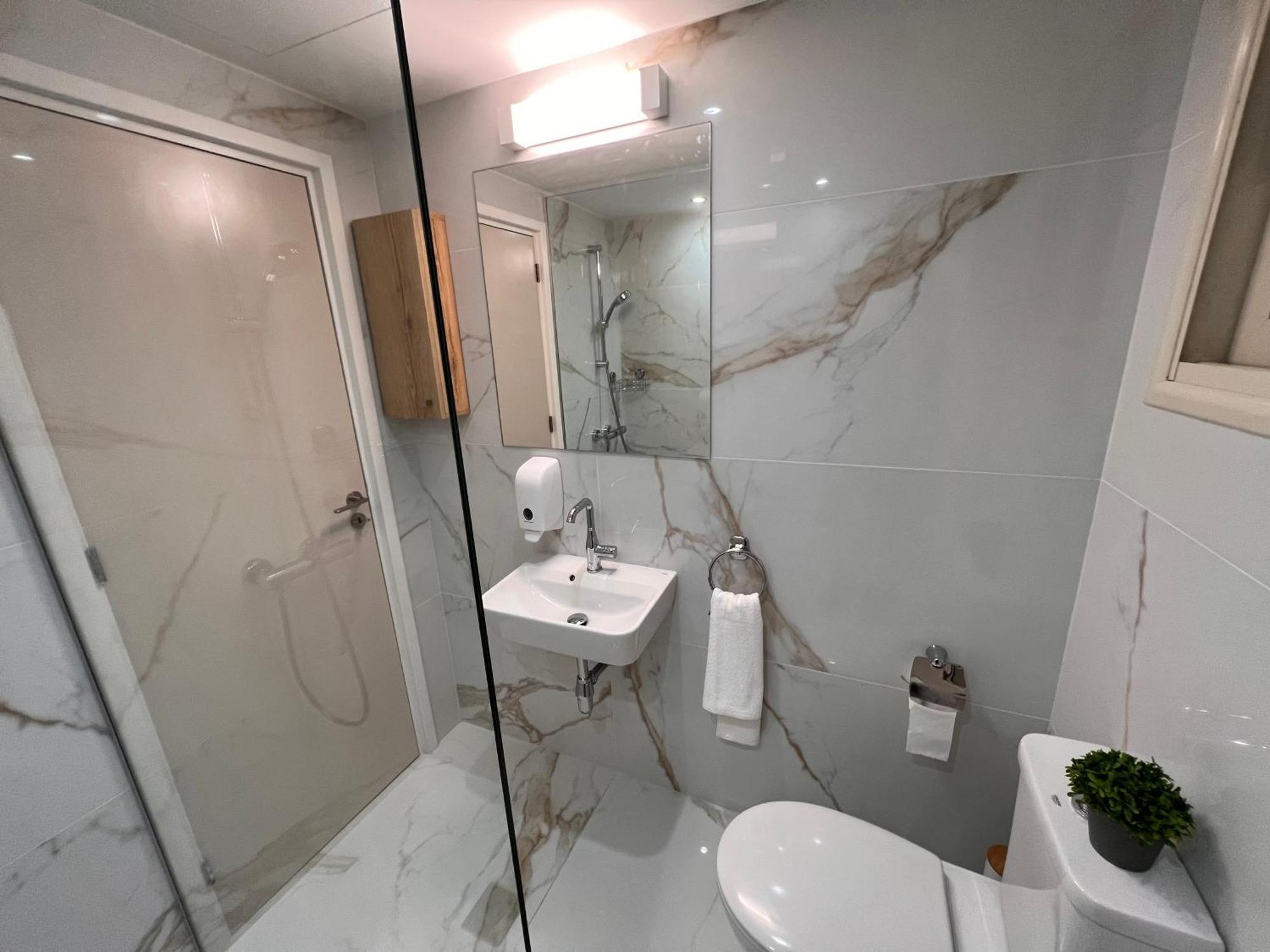 Earth Apartment Larnaca Luaran gambar