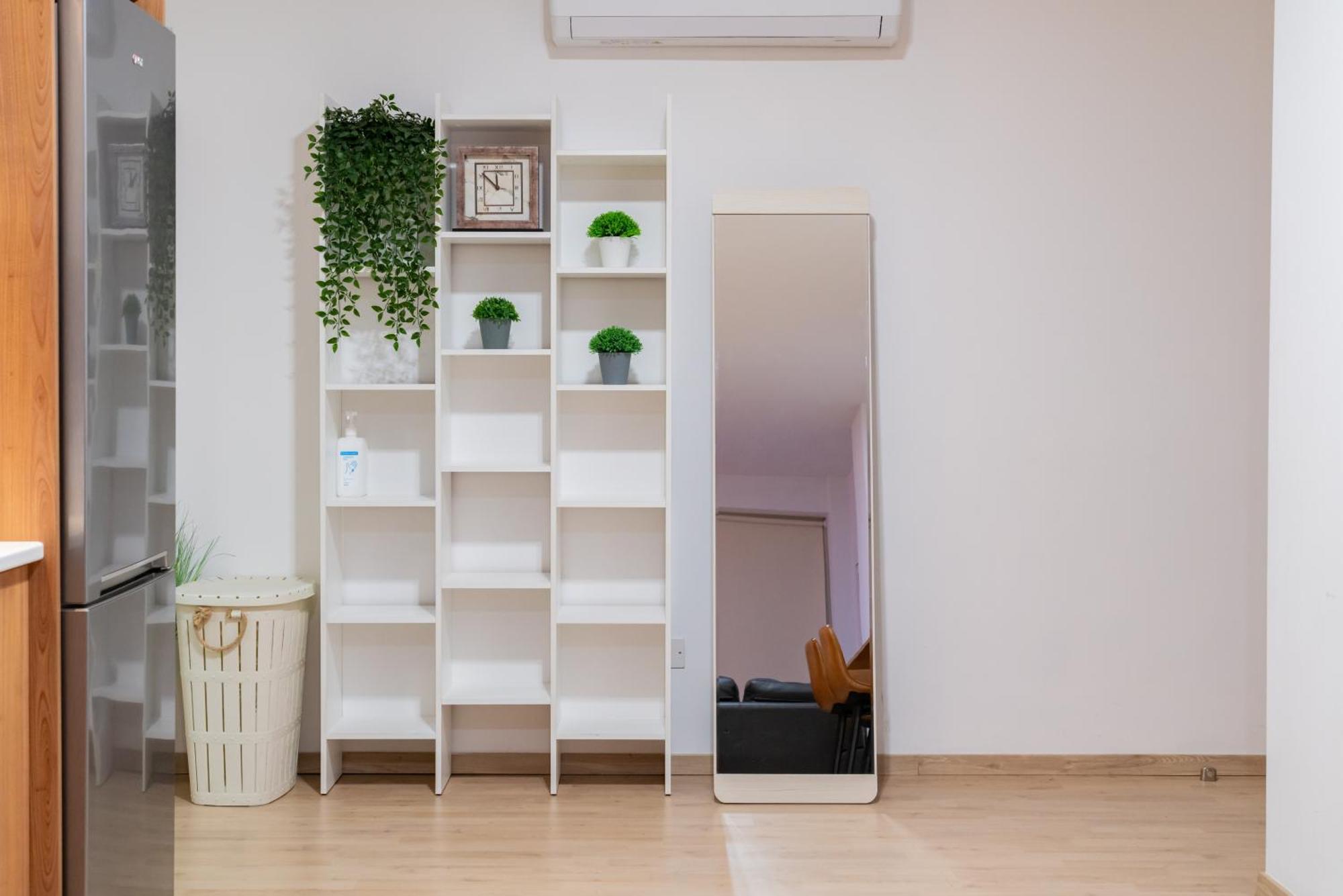 Earth Apartment Larnaca Luaran gambar