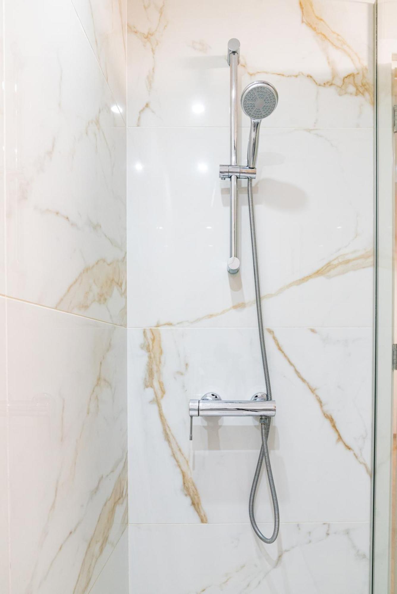 Earth Apartment Larnaca Luaran gambar